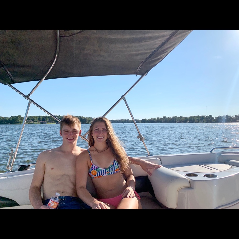 Meet your Posher, Hadley